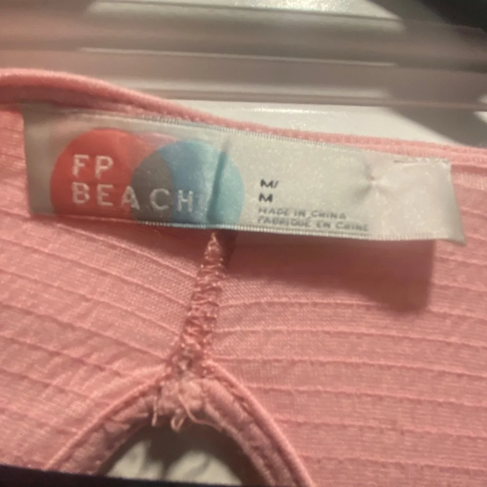 FP Beach - Women’s Pink Long sleeve shirt - Size Medium